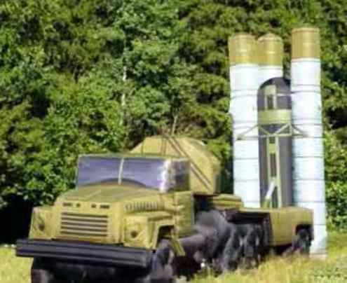 桂林军用大型导弹发射车