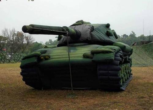 桂林军用坦克模型